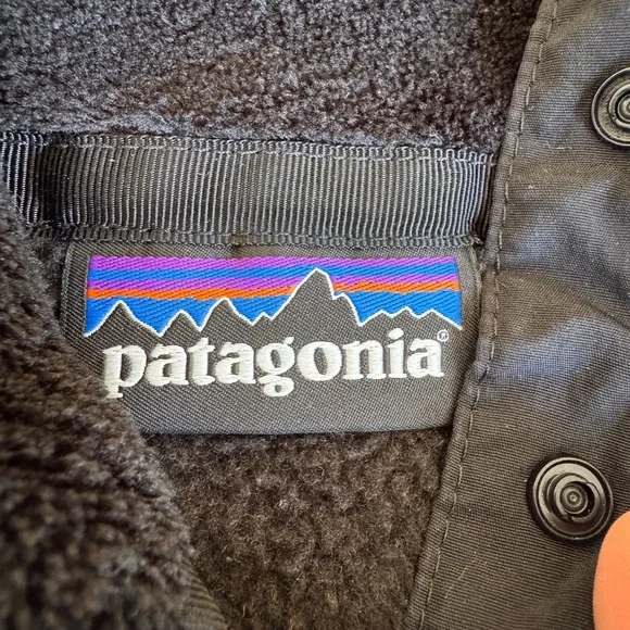 Patagonia Women’s Pullover - Picture 3 of 3